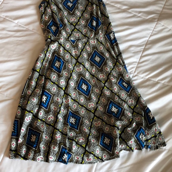 Multi-Color Flowy Summer Dress - Picture 4 of 5